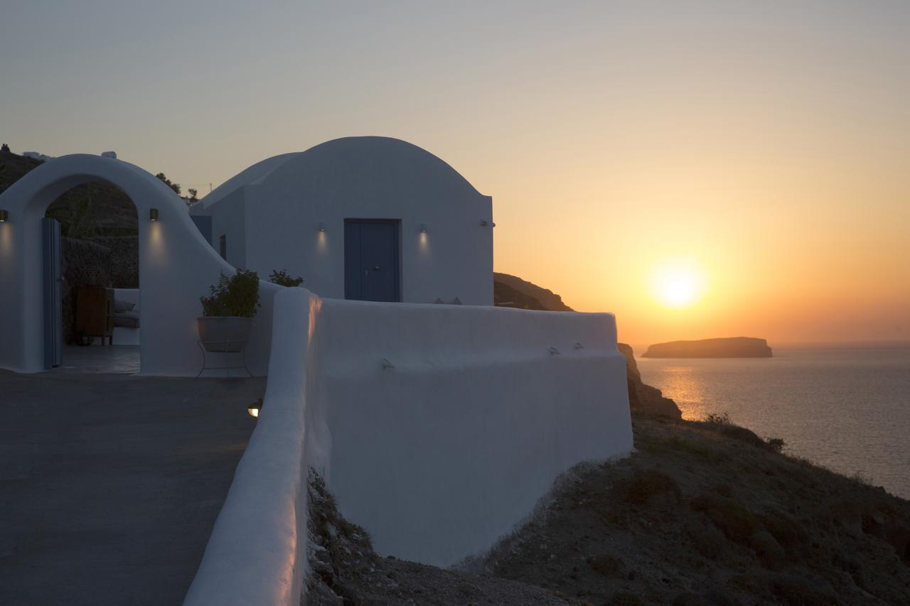 Akrotiri Cove Bagian luar foto