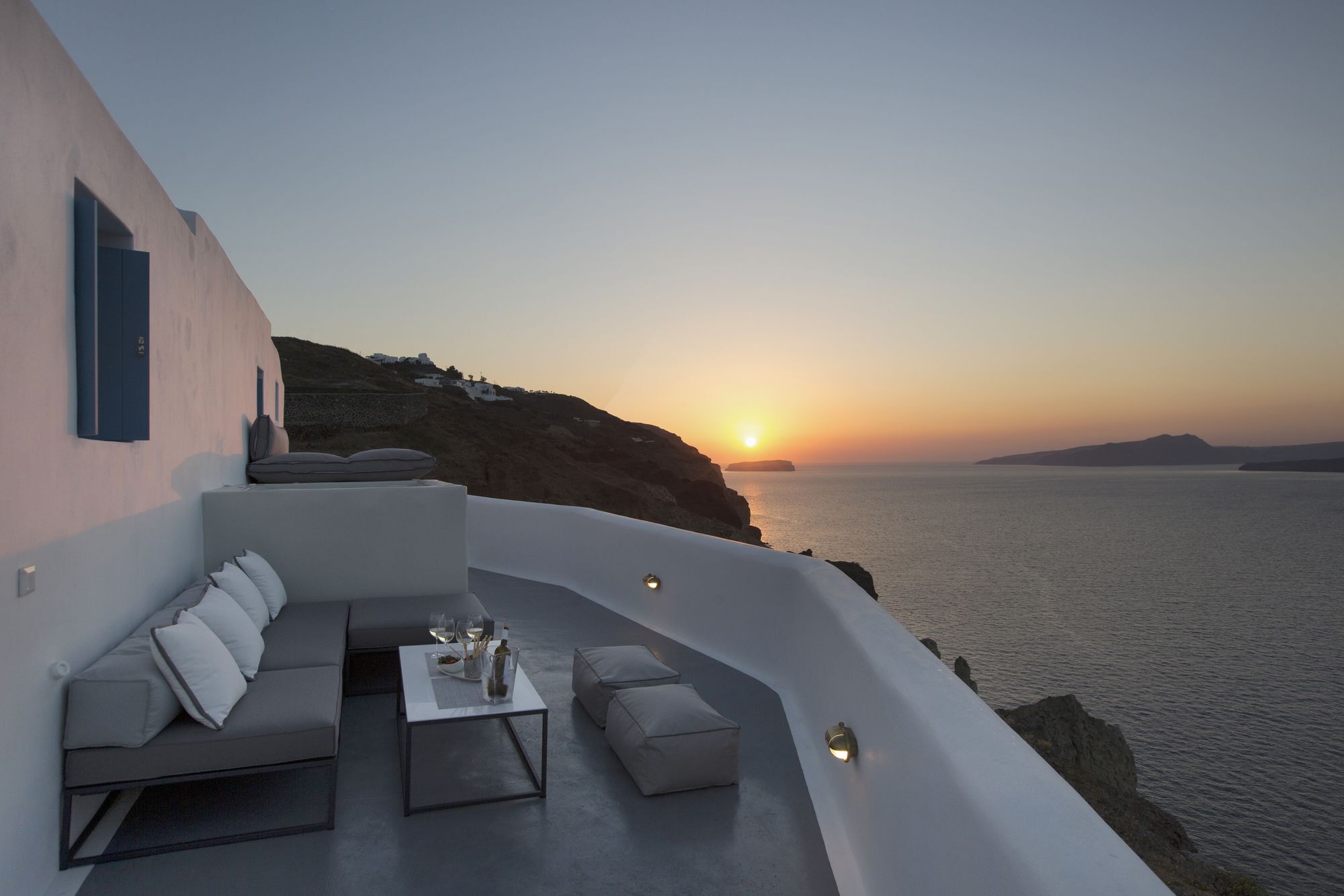 Akrotiri Cove Bagian luar foto